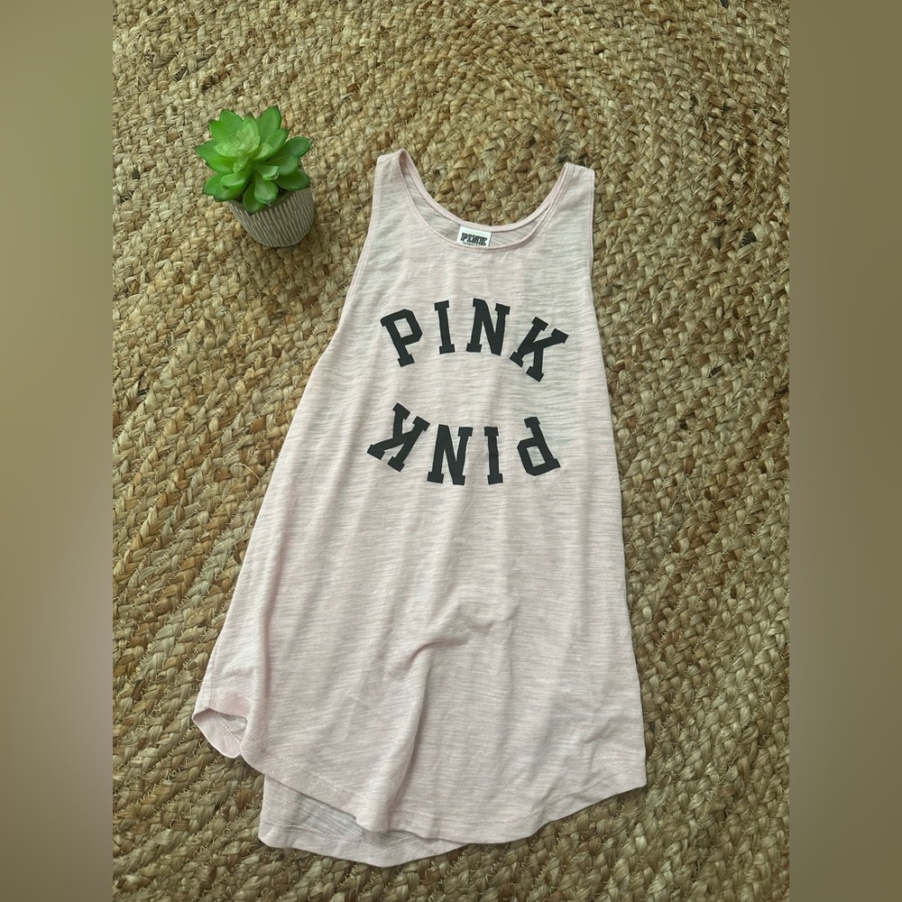 VS PINK TANK